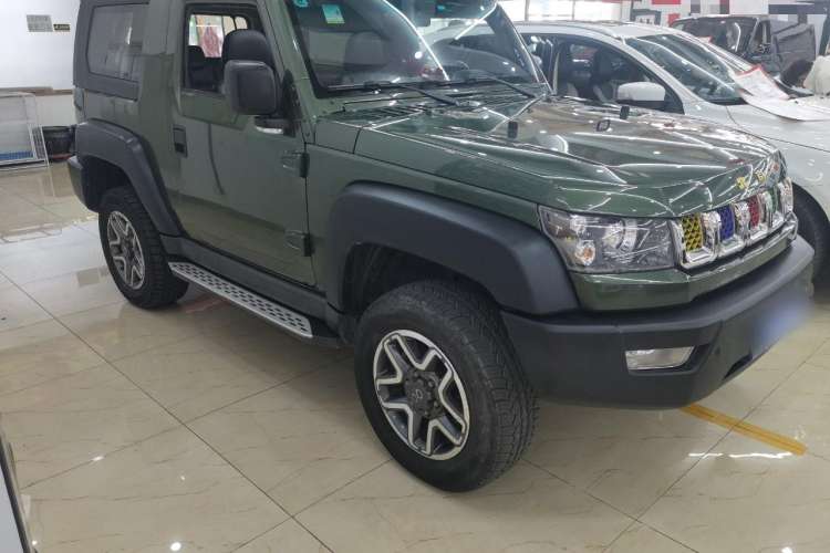 Used BAIC Off-Road BJ40 2018 2.0T Manual Diesel Four-Wheel Drive Prestige Edition Exterior 2