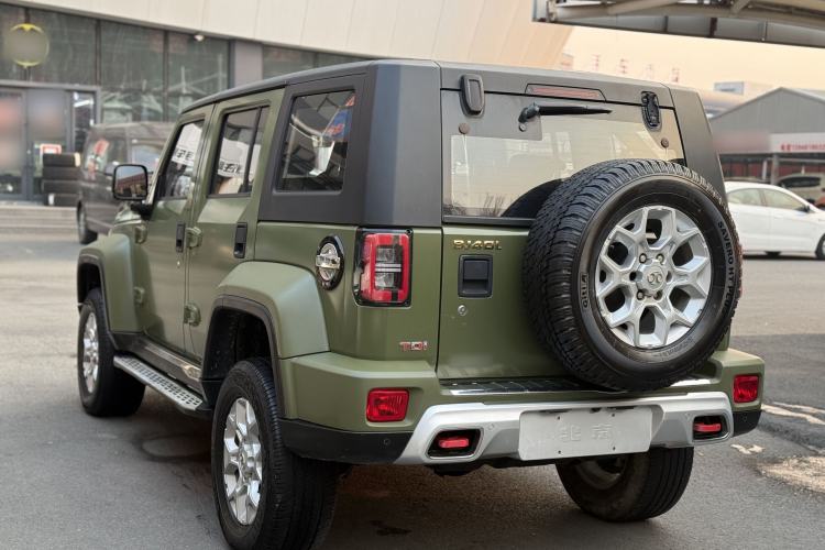 Used BAIC Off-Road BJ40 2018 PLUS 2.0D Manual Four-Wheel Drive Prestige Model China V Emission Standard Exterior 3