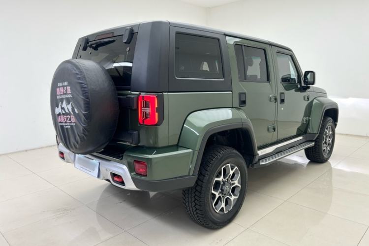 Used BAIC Off-Road BJ40 2018 PLUS 2.3T Automatic Four-Wheel Drive Premium Edition China V Exterior 3