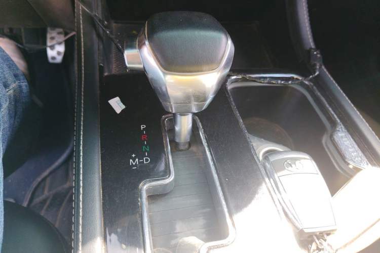 Used BAIC Off-Road BJ40 2018 PLUS 2.3T Automatic Four-Wheel Drive Premium Edition China V Gear Lever