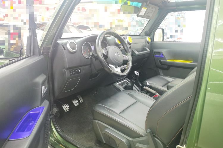 Used BAIC Off-Road BJ40 2018 2.0T Manual Diesel Four-Wheel Drive Prestige Edition Interior 2
