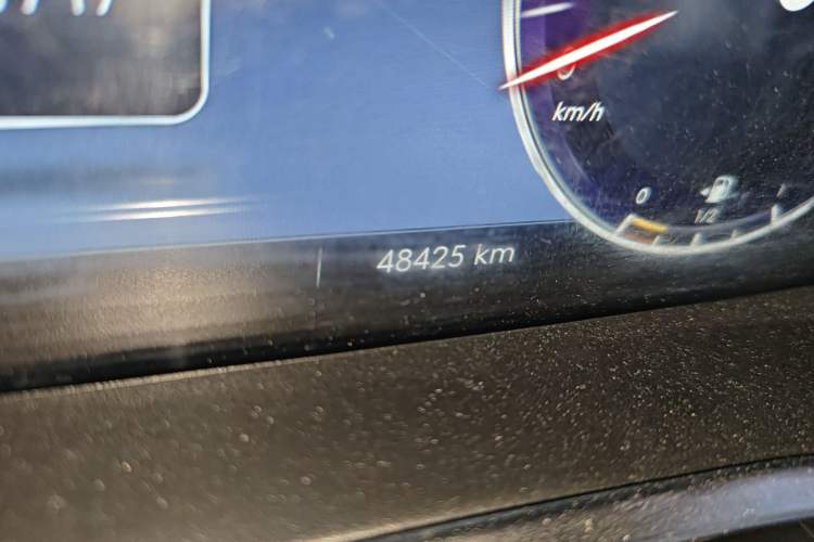 Used BAIC Off-Road BJ40 2018 PLUS 2.3T Automatic Four-Wheel Drive Flagship Version China V Emission Standard Odometer Close Up