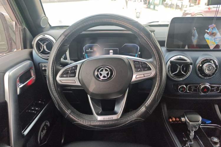 Used BAIC Off-Road BJ40 2018 PLUS 2.3T Automatic Four-Wheel Drive Flagship Version China V Emission Standard Steering Wheel