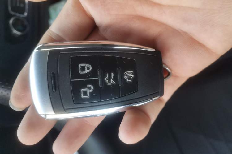 Used BAIC Off-Road BJ40 2018 PLUS 2.3T Automatic Four-Wheel Drive Premium Edition China V Vehicle Key