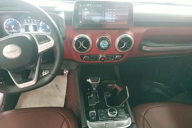 Used BAIC Off-Road BJ40 2018 PLUS 2.3T Automatic Four-Wheel Drive Premium Edition China V Audio And AC Panel