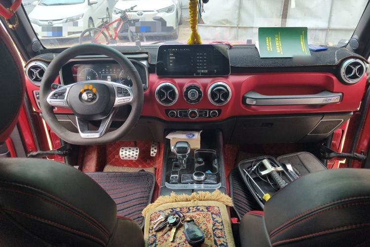 Used BAIC Off-Road BJ40 2018 PLUS 2.3T Automatic Four-Wheel Drive Premium Edition China V Center Console