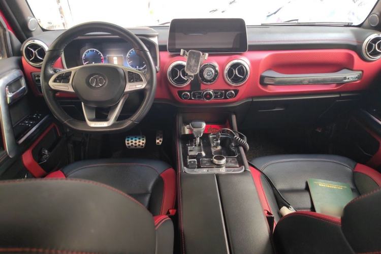 Used BAIC Off-Road BJ40 2018 PLUS 2.0T Automatic Four-Wheel Drive Urban Hunter Edition Center Console