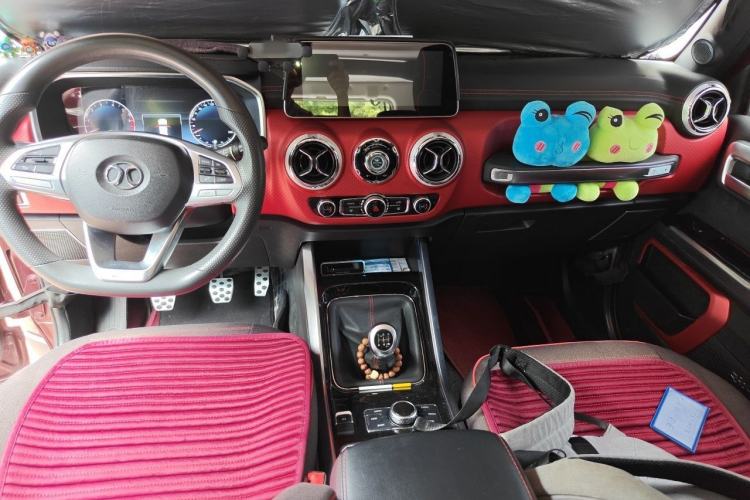 Used BAIC Off-Road BJ40 2018 PLUS 2.0T Manual Four-Wheel Drive Prestige Edition China V Center Console