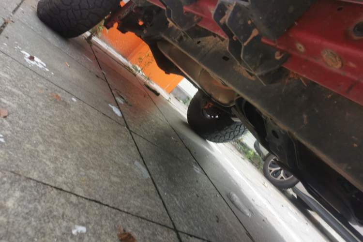 Used BAIC Off-Road BJ40 2018 PLUS 2.3T Automatic Four-Wheel Drive Flagship Version China V Emission Standard Chassis Front Right