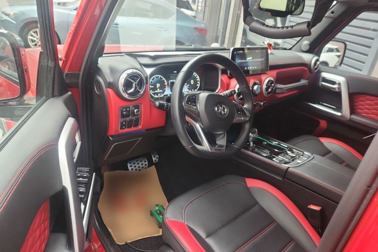 Used BAIC Off-Road BJ40 2018 PLUS 2.3T Automatic Four-Wheel Drive Flagship Version China V Emission Standard Driver Seat