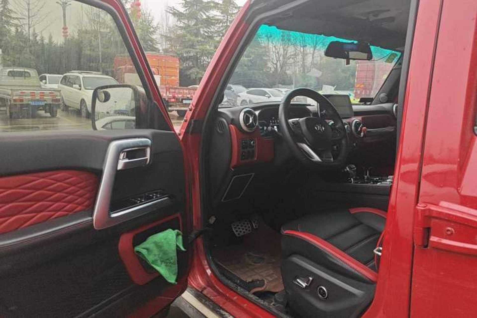 Used BAIC Off-Road BJ40 2018 PLUS 2.3T Automatic Four-Wheel Drive Premium Edition China V Driver Seat