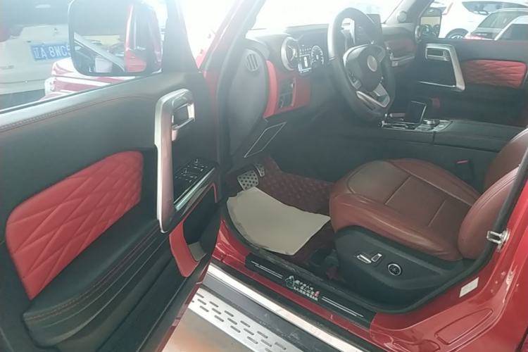 Used BAIC Off-Road BJ40 2018 PLUS 2.3T Automatic Four-Wheel Drive Premium Edition China V Driver Seat