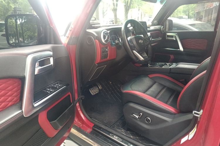 Used BAIC Off-Road BJ40 2018 PLUS 2.3T Automatic Four-Wheel Drive Premium Edition China V Driver Seat