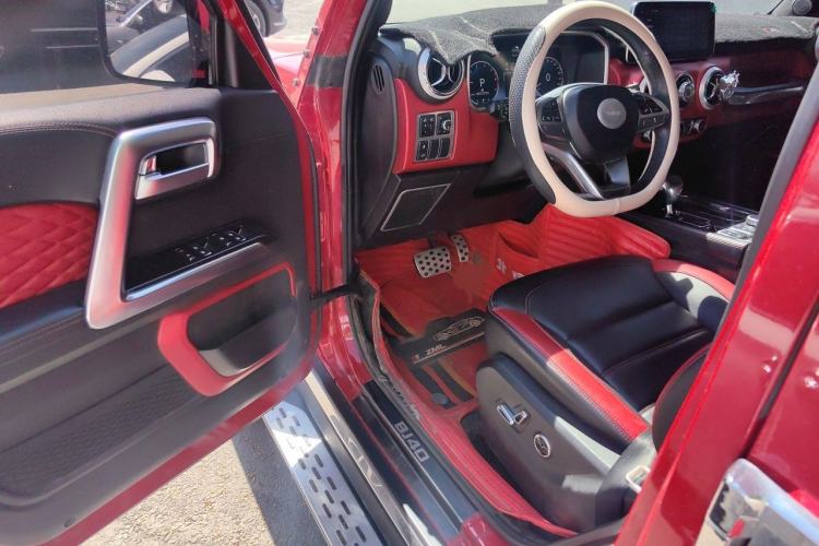 Used BAIC Off-Road BJ40 2018 PLUS 2.3T Automatic Four-Wheel Drive Flagship Version China V Emission Standard Driver Seat