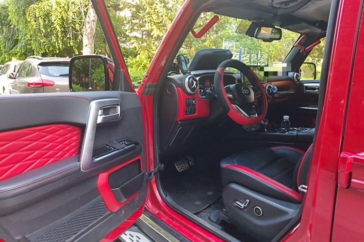 Used BAIC Off-Road BJ40 2018 PLUS 2.3T Automatic Four-Wheel Drive Flagship Version China V Emission Standard Driver Seat