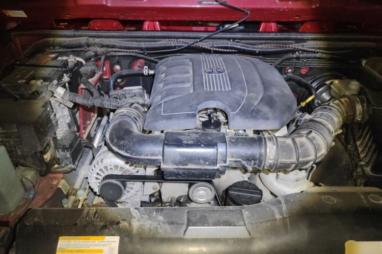 Used BAIC Off-Road BJ40 2018 40L 2.0T Manual Diesel Four-Wheel Drive Prestige Edition Engine Bay