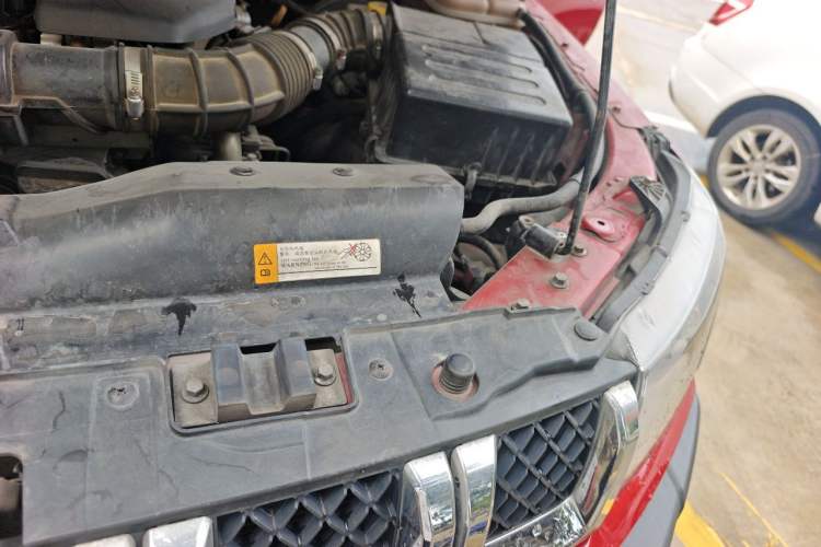 Used BAIC Off-Road BJ40 2018 40L 2.0T Manual Diesel Four-Wheel Drive Prestige Edition Engine Bay Left