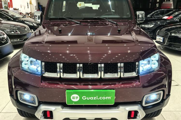 Used BAIC Off-Road BJ40 2018 PLUS 2.0T Manual Four-Wheel Drive Premium Edition China V Exterior 1