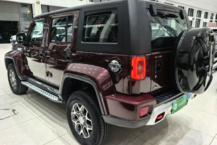 Used BAIC Off-Road BJ40 2018 PLUS 2.0T Manual Four-Wheel Drive Premium Edition China V Exterior 3