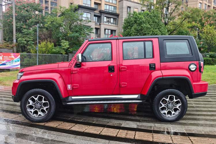 Used BAIC Off-Road BJ40 2018 PLUS 2.3T Automatic Four-Wheel Drive Premium Edition China V Exterior 3
