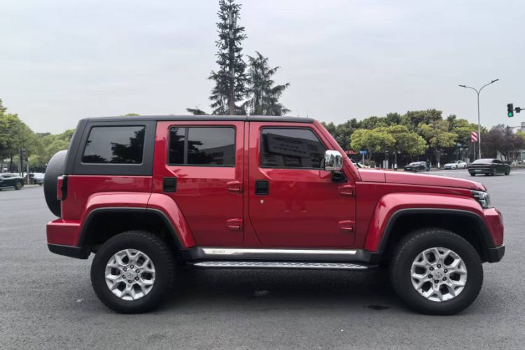 Used BAIC Off-Road BJ40 2018 PLUS 2.0T Manual Four-Wheel Drive Prestige Edition China V Exterior 4