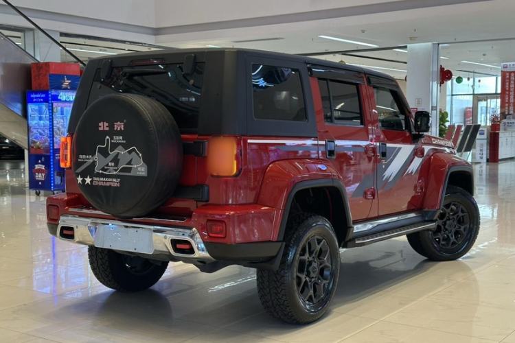 Used BAIC Off-Road BJ40 2018 2.3T Automatic Four-Wheel Drive Ring of the Tower Champion Edition China V Emission Standard Exterior 6