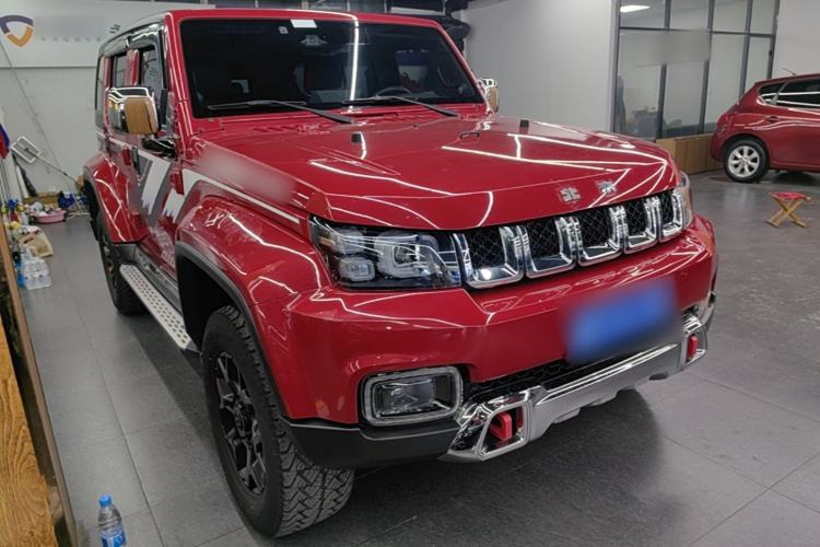 Used BAIC Off-Road BJ40 2018 2.3T Automatic Four-Wheel Drive Ring of the Tower Champion Edition China V Emission Standard Front Right 45 Deg