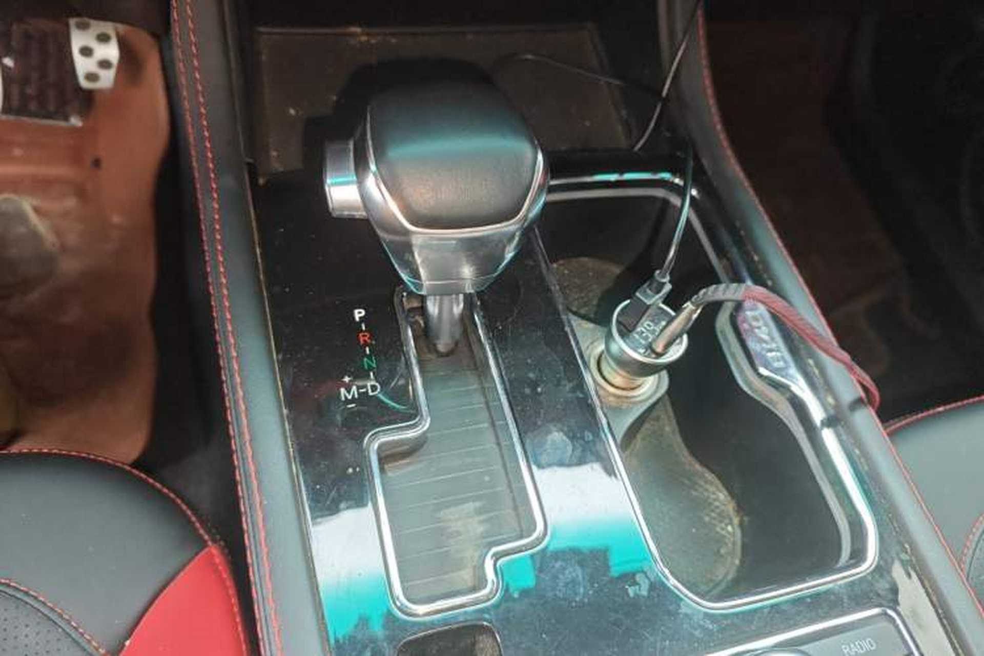 Used BAIC Off-Road BJ40 2018 PLUS 2.3T Automatic Four-Wheel Drive Premium Edition China V Gear Lever