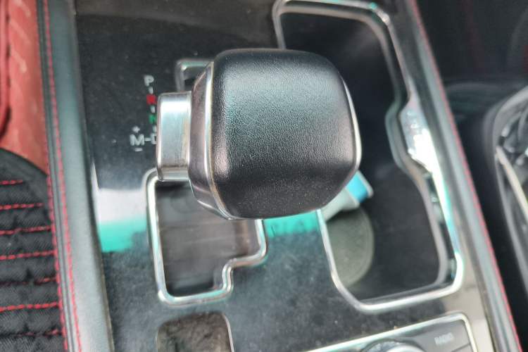 Used BAIC Off-Road BJ40 2018 PLUS 2.3T Automatic Four-Wheel Drive Premium Edition China V Gear Lever