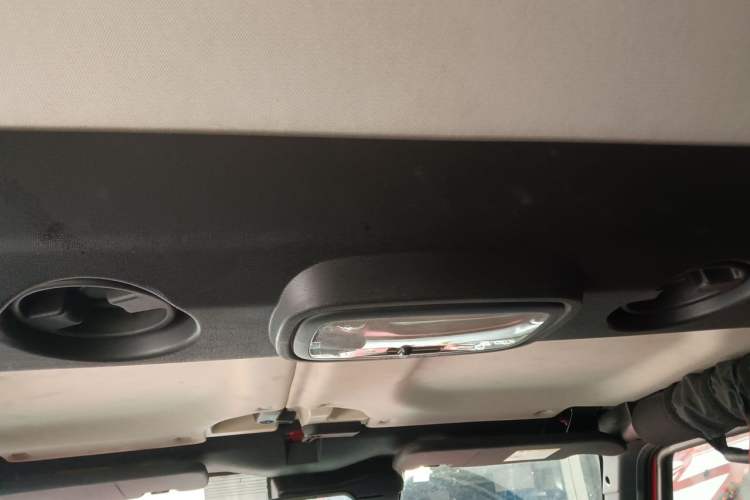 Used BAIC Off-Road BJ40 2018 PLUS 2.3T Automatic Four-Wheel Drive Flagship Version China V Emission Standard Headliner