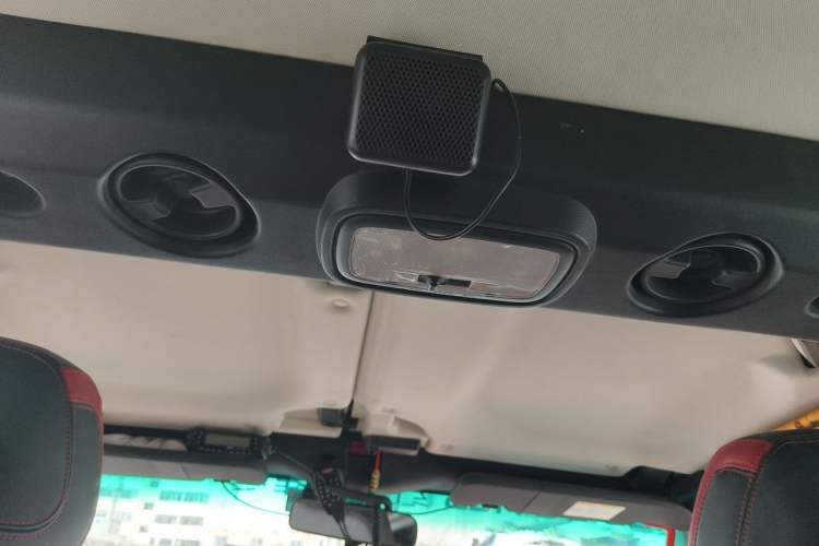 Used BAIC Off-Road BJ40 2018 PLUS 2.3T Automatic Four-Wheel Drive Premium Edition China V Headliner