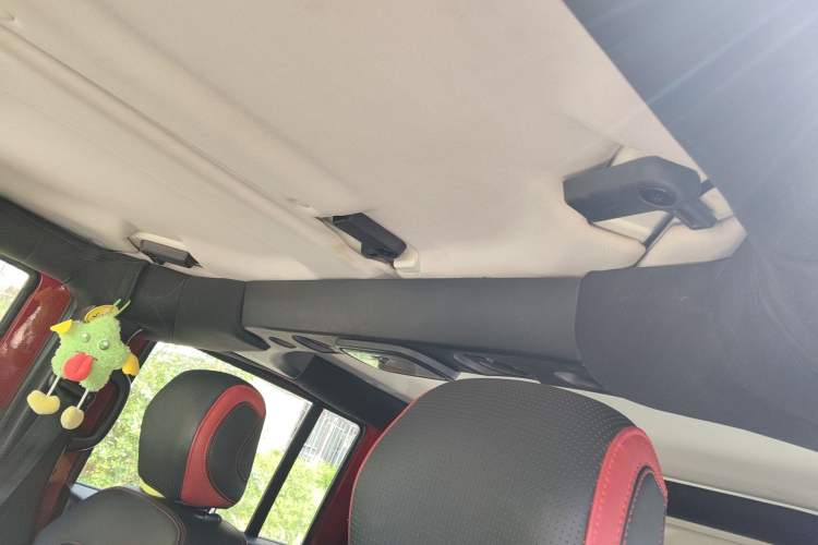 Used BAIC Off-Road BJ40 2018 PLUS 2.3T Automatic Four-Wheel Drive Premium Edition China V Headliner