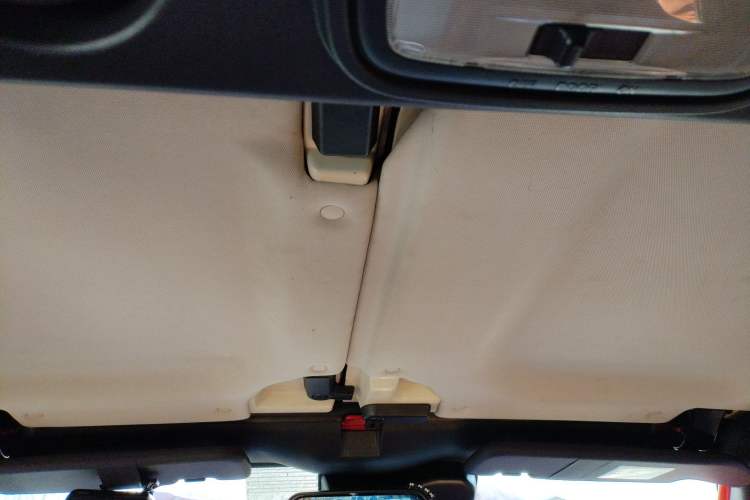 Used BAIC Off-Road BJ40 2018 PLUS 2.3T Automatic Four-Wheel Drive Flagship Version China V Emission Standard Headliner