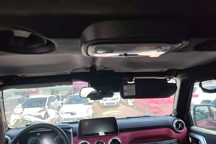 Used BAIC Off-Road BJ40 2018 PLUS 2.3T Automatic Four-Wheel Drive Flagship Version China V Emission Standard Headliner