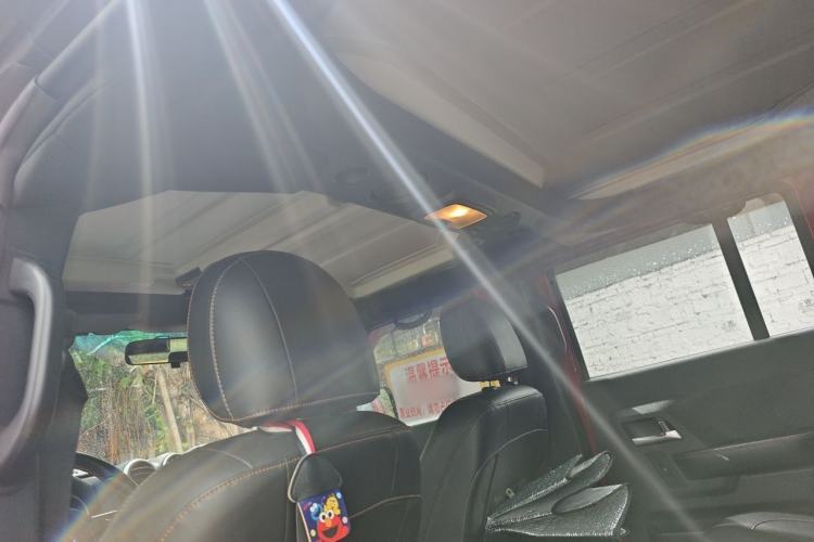 Used BAIC Off-Road BJ40 2018 40L 2.0T Manual Diesel Four-Wheel Drive Prestige Edition Headliner