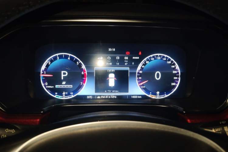 Used BAIC Off-Road BJ40 2018 PLUS 2.3T Automatic Four-Wheel Drive Flagship Version China V Emission Standard Instrument Cluster