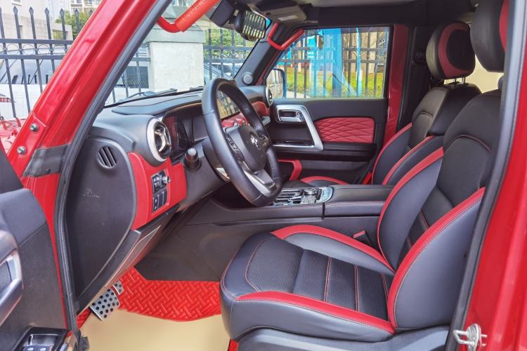 Used BAIC Off-Road BJ40 2018 PLUS 2.3T Automatic Four-Wheel Drive Flagship Version China V Emission Standard Interior 1