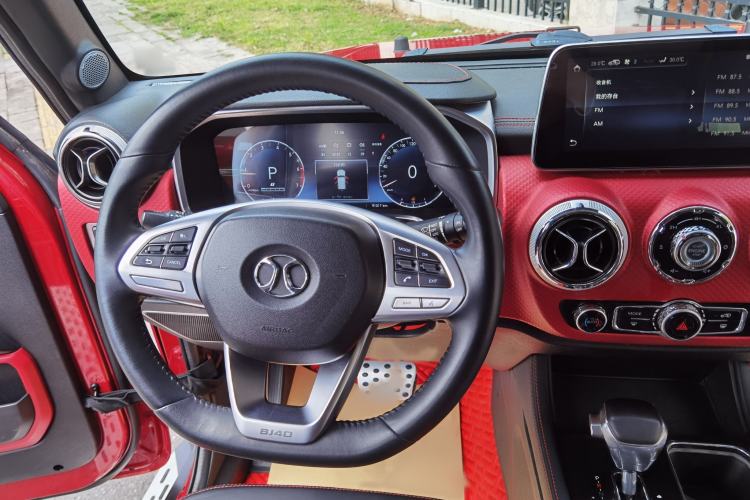 Used BAIC Off-Road BJ40 2018 PLUS 2.3T Automatic Four-Wheel Drive Flagship Version China V Emission Standard Interior 4