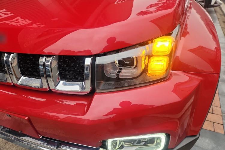 Used BAIC Off-Road BJ40 2018 PLUS 2.3T Automatic Four-Wheel Drive Flagship Version China V Emission Standard Left Front Headlight