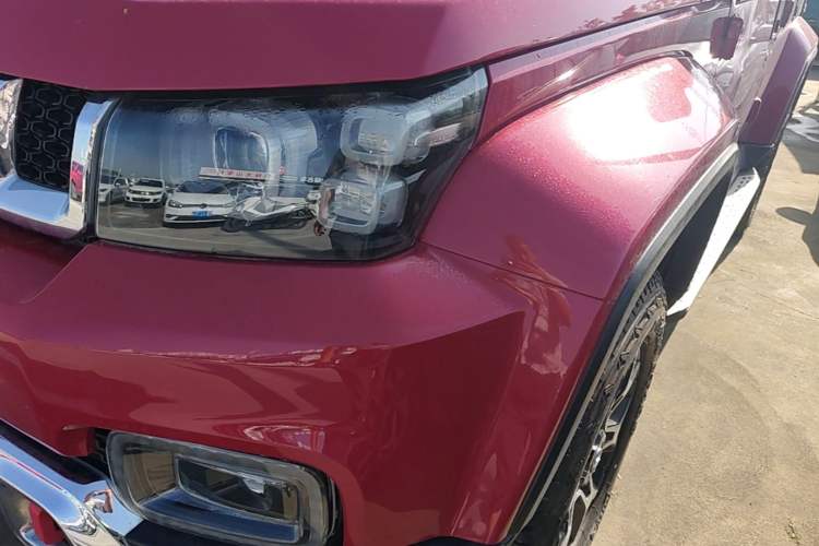 Used BAIC Off-Road BJ40 2018 PLUS 2.3T Automatic Four-Wheel Drive Flagship Version China V Emission Standard Left Front Headlight