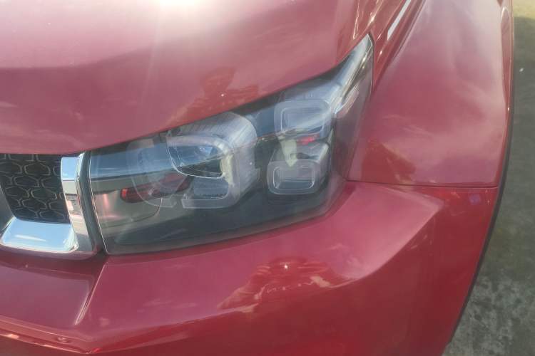 Used BAIC Off-Road BJ40 2018 2.3T Automatic Four-Wheel Drive Ring of the Tower Champion Edition China V Emission Standard Left Front Headlight