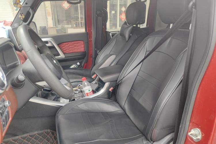 Used BAIC Off-Road BJ40 2018 PLUS 2.0D Manual Four-Wheel Drive Prestige Model China V Emission Standard