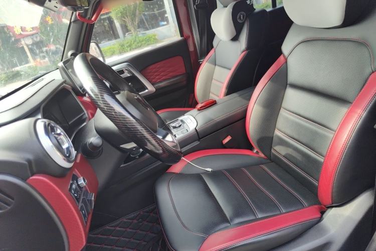 Used BAIC Off-Road BJ40 2018 PLUS 2.3T Automatic Four-Wheel Drive Flagship Version China V Emission Standard Left Front Seat