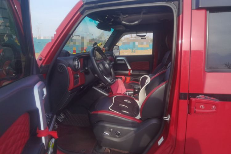 Used BAIC Off-Road BJ40 2018 PLUS 2.0T Manual Four-Wheel Drive Premium Edition China V Left Front Seat