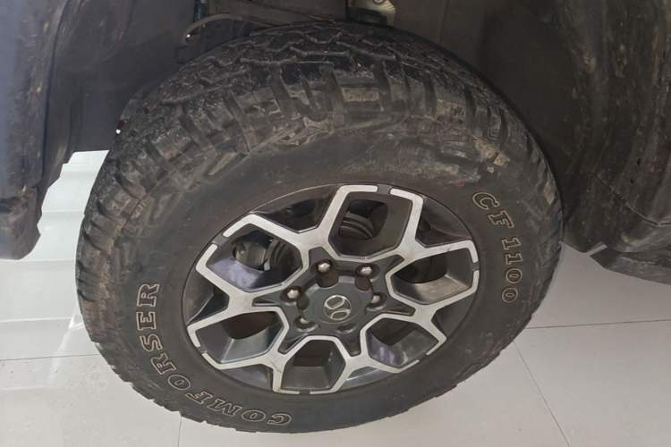 Used BAIC Off-Road BJ40 2018 PLUS 2.3T Automatic Four-Wheel Drive Premium Edition China V Left Front Wheel Hub