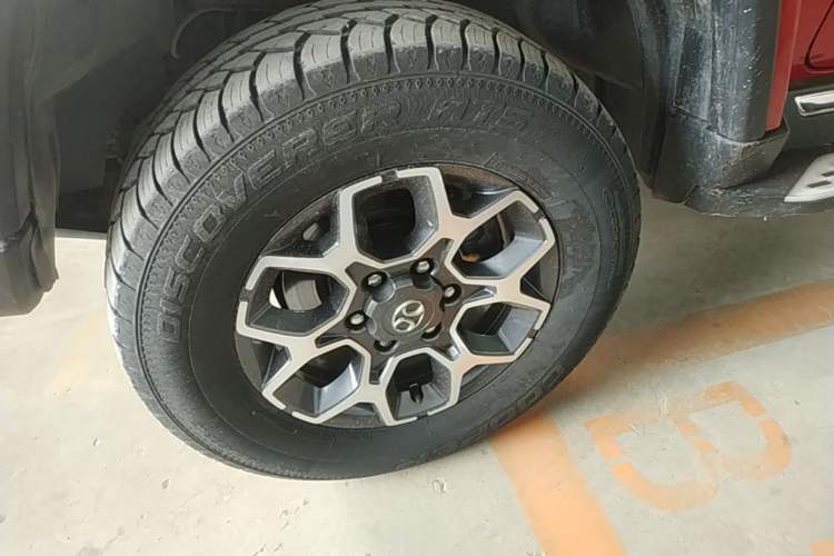 Used BAIC Off-Road BJ40 2018 PLUS 2.3T Automatic Four-Wheel Drive Premium Edition China V Left Front Wheel Hub
