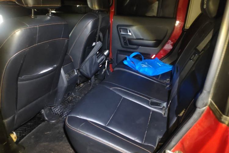 Used BAIC Off-Road BJ40 2018 40L 2.0T Manual Diesel Four-Wheel Drive Prestige Edition Left Rear Seat