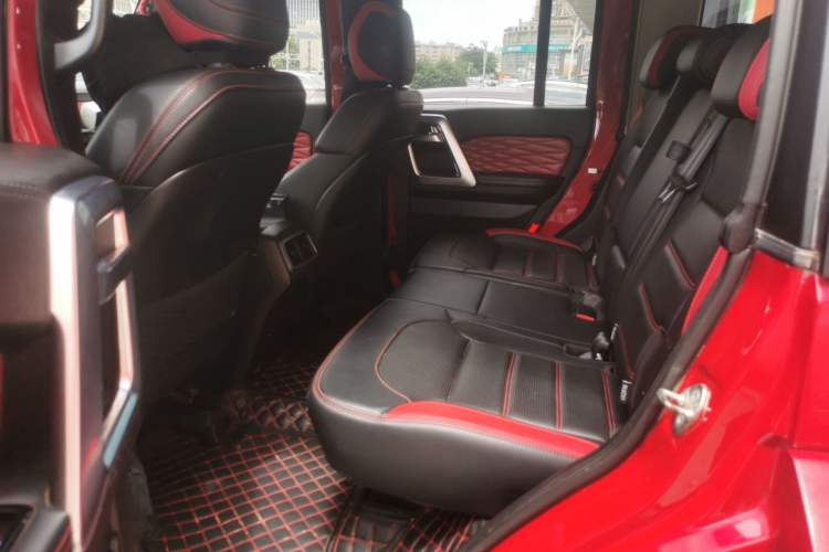 Used BAIC Off-Road BJ40 2018 PLUS 2.3T Automatic Four-Wheel Drive Flagship Version China V Emission Standard Left Rear Seat