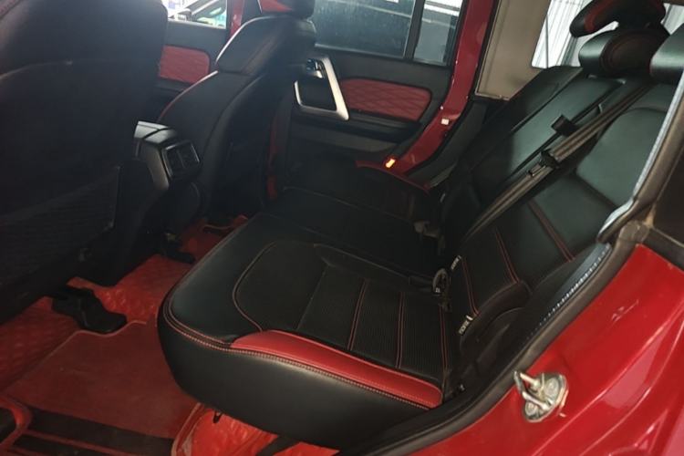 Used BAIC Off-Road BJ40 2018 PLUS 2.3T Automatic Four-Wheel Drive Premium Edition China V Left Rear Seat