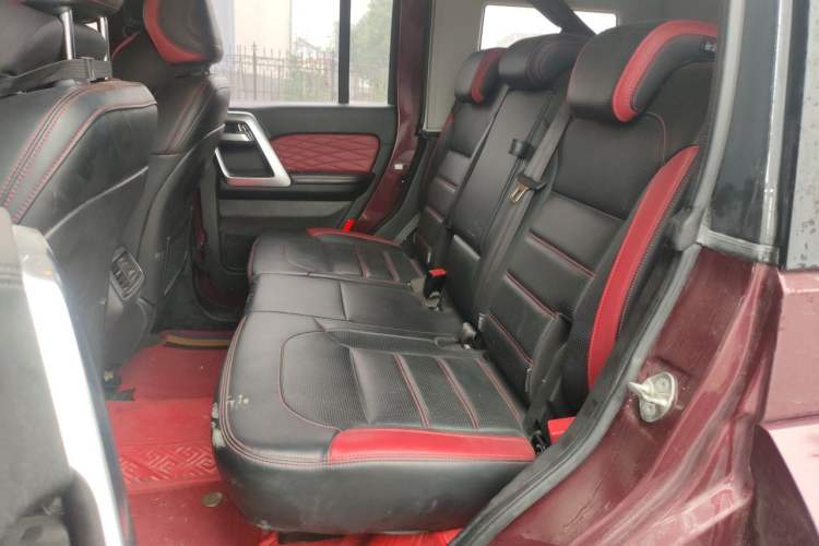 Used BAIC Off-Road BJ40 2018 PLUS 2.3T Automatic Four-Wheel Drive Premium Edition China V Left Rear Seat